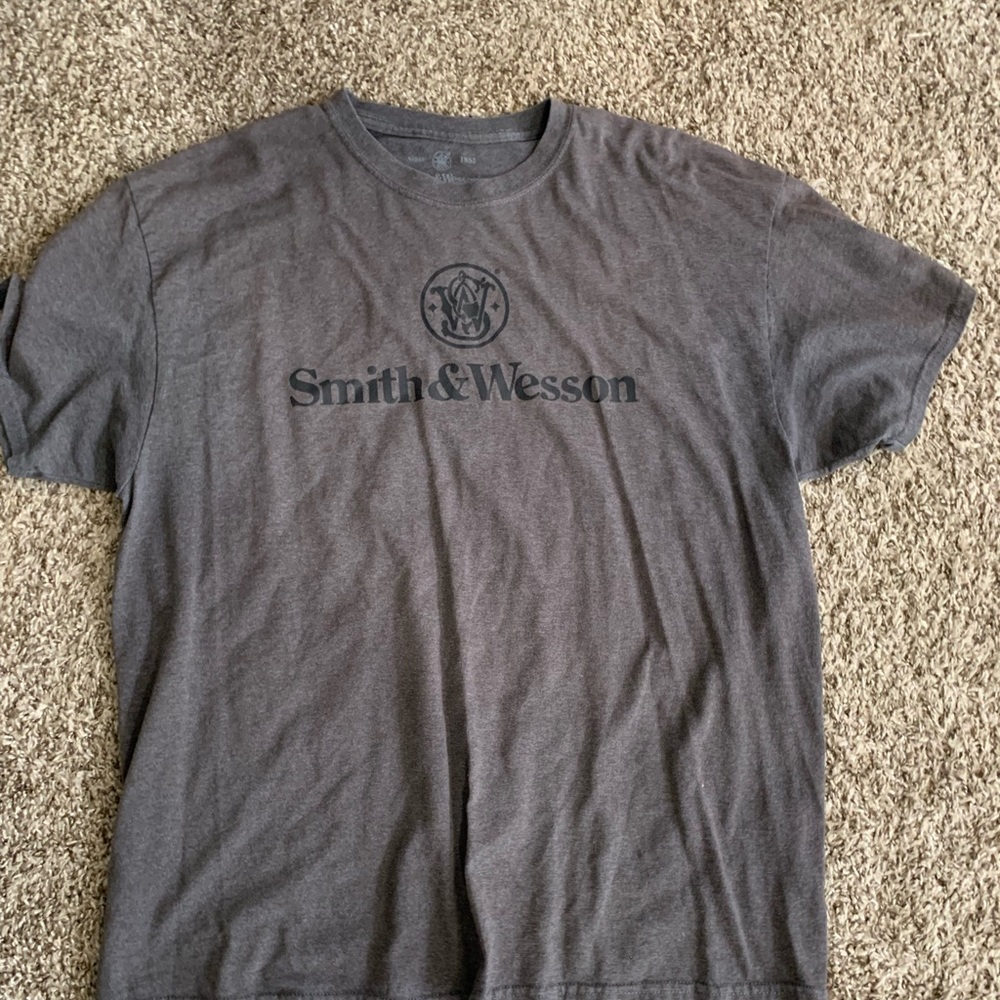 Smith&Wesson shirt size XL